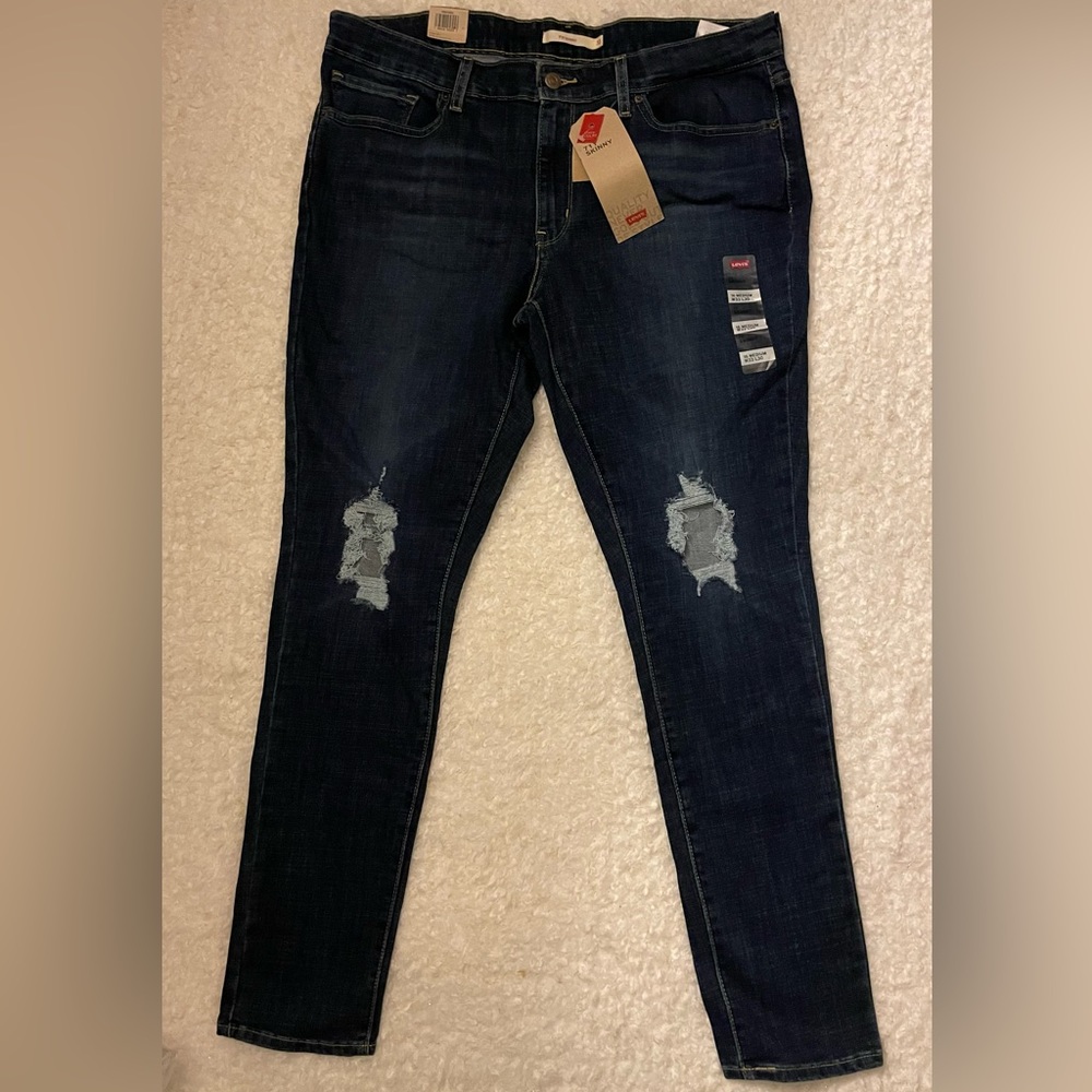 NWT Levi 711 skinny jeans women